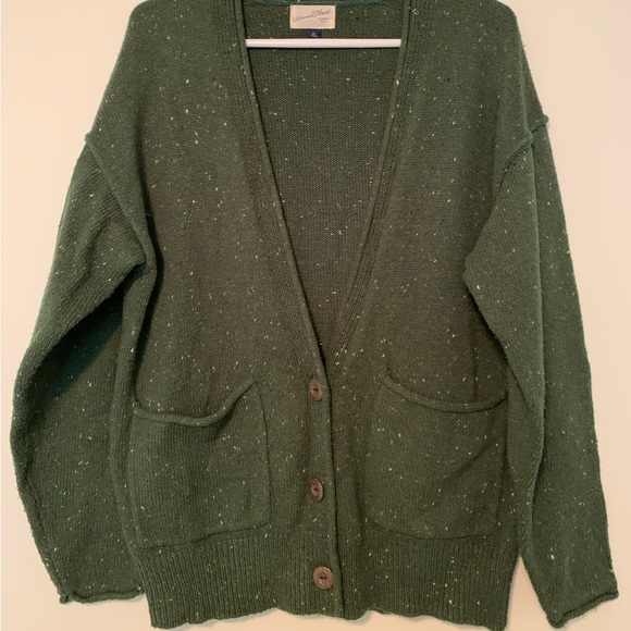 Target Universal Thread Green Boyfriend Textured Cardigan Sweater - Picture 3 of 4